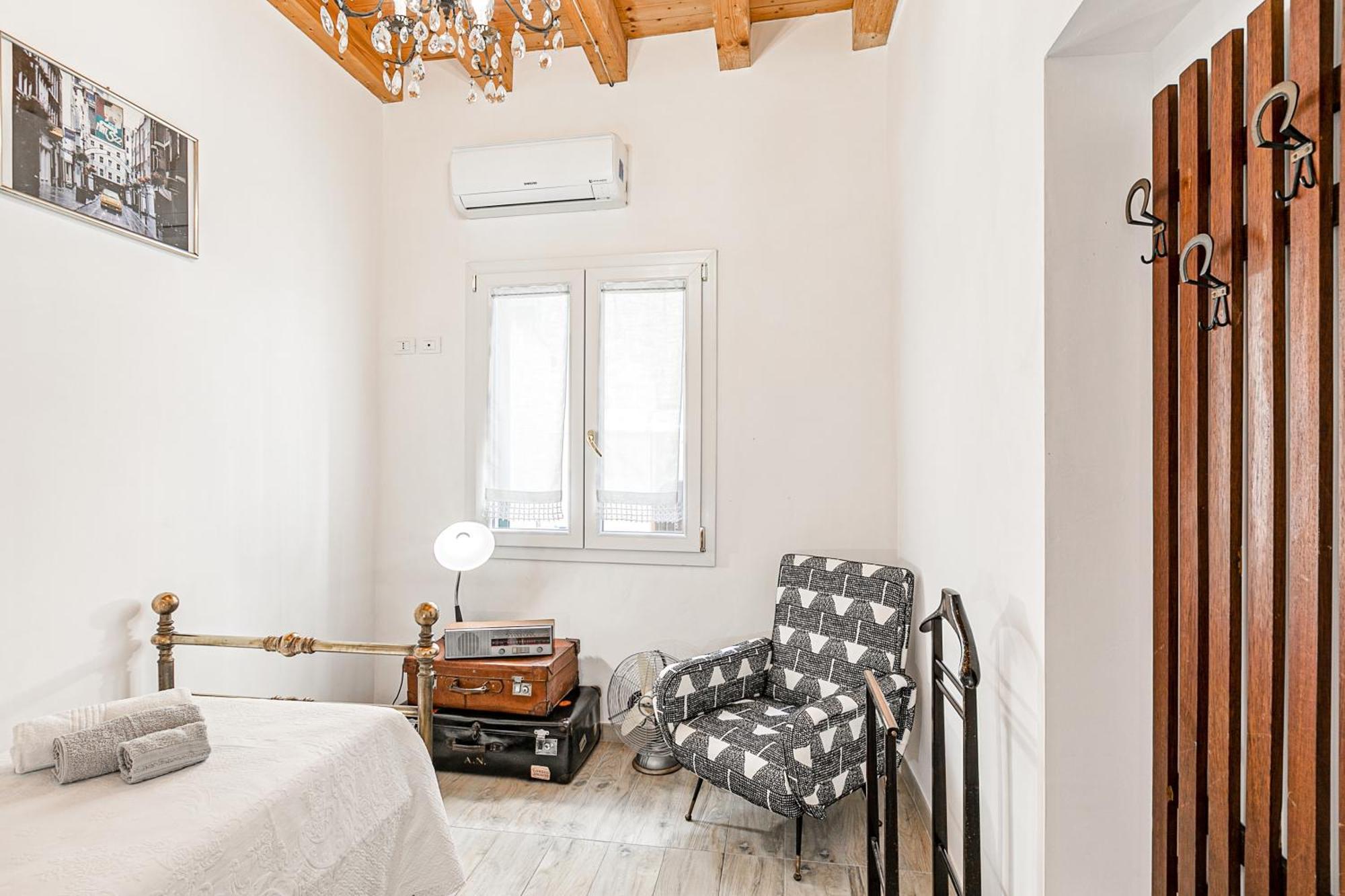 Palazzo Dei Normanni Stylish Apartment Палермо Екстериор снимка
